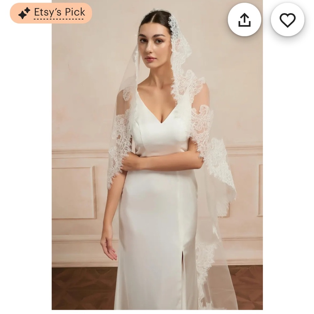 Mantilla Chantilly Lace Bridal Veil Cathedral Length